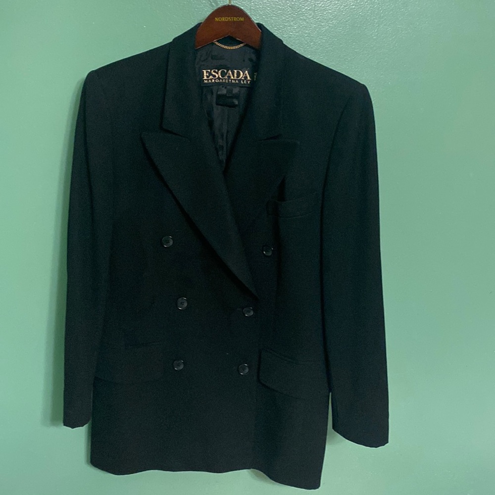 ESCADA - vintage black blazer